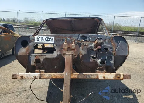 1967 Pontiac Firebird z USA, uszkodzony, nr VIN 223377U607198